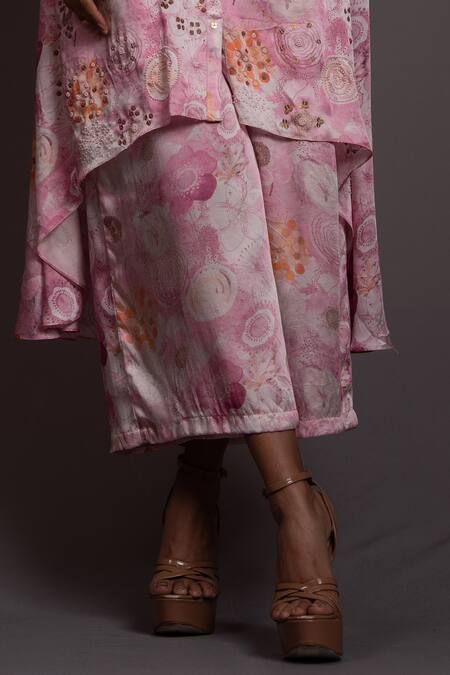 Vara By Vibha N Priti Pink Satin Modal Embroidered Sequin Collared And Pearl Tunic & Pant Set Online at Aza Fashions Vara By Vibha N Priti_Pink Satin Modal Embroidered Sequin Collared And Pearl Tunic & Pant Set _Online_at_Aza_Fashions