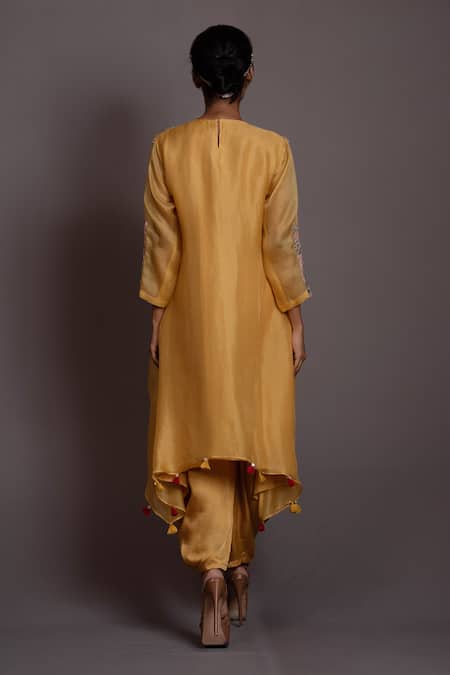 Vara By Vibha N Priti Asymmetric Gardenia Embroidered Kurta Set 