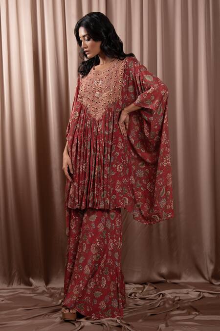 Buy_Vara By Vibha N Priti_Maroon Chiffon Print Rafflesia Round Batwing Sleeves Tunic With Sharara _Online_at_Aza_Fashions