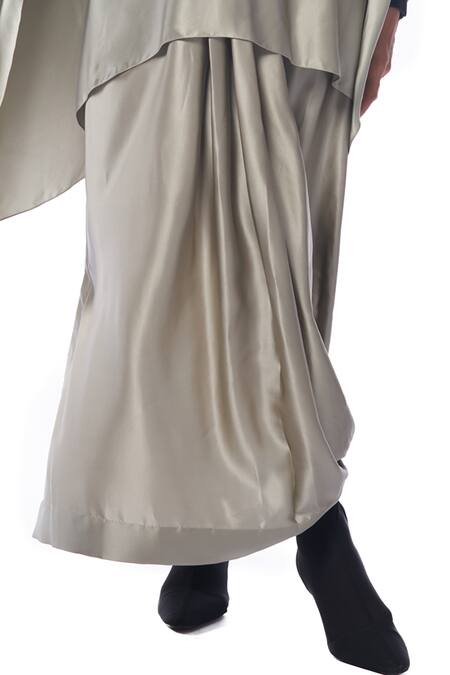 Shop_AK-OK_Grey Silk V-neck Ribbed Cuff Plain Tunic With Lungi Skirt _Online_at_Aza_Fashions