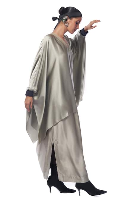 AK-OK_Grey Silk V-neck Ribbed Cuff Plain Tunic With Lungi Skirt _at_Aza_Fashions