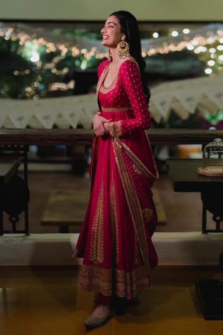 Shop_Lajjoo C_Red Silk Embroidery Marodi Scoop Athiya Paisley Blossom Anarkali Set _at_Aza_Fashions