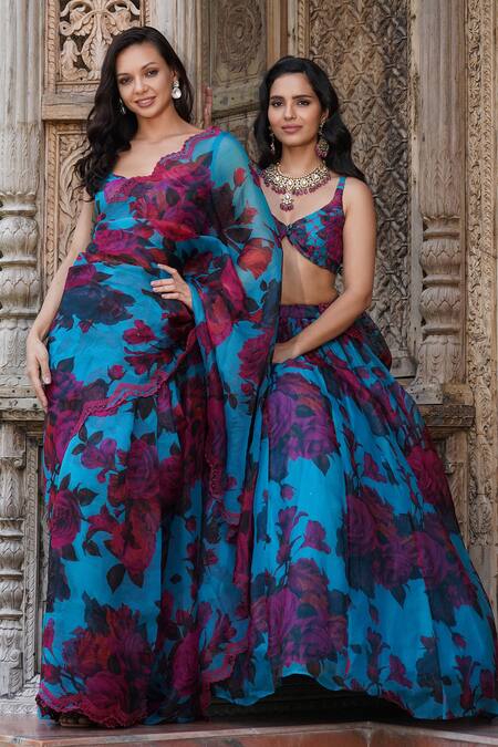 Astha Narang Blue Organza Sequins, Embroidery Round Neck Floral Print Saree With Blouse at Aza Fashions Astha Narang_Blue Organza Sequins, Embroidery Round Neck Floral Print Saree With Blouse _at_Aza_Fashions