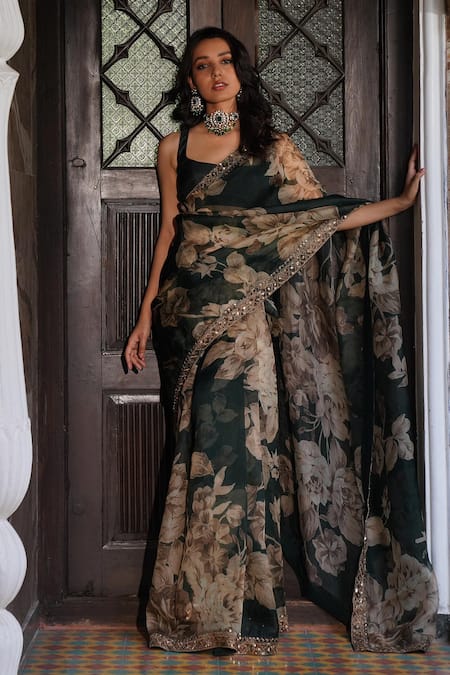 Astha Narang Green Organza Embroidery Round Neck Floral Pattern Saree With Blouse Online at Aza Fashions Astha Narang_Green Organza Embroidery Round Neck Floral Pattern Saree With Blouse _Online_at_Aza_Fashions