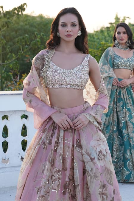 Shop Astha Narang Pink Organza Sequins, Embroidery Round Neck Floral Pattern Lehenga Set at Aza Fashions Shop_Astha Narang_Pink Organza Sequins, Embroidery Round Neck Floral Pattern Lehenga Set _at_Aza_Fashions