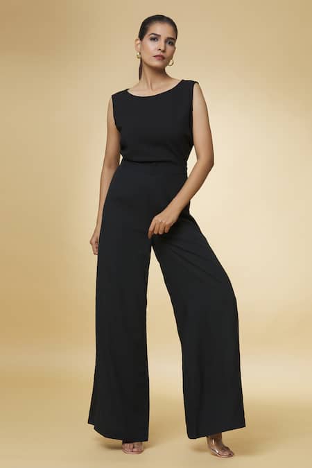 Varsha Wadhwa_Black Solid High Waisted Palazzo  _Online_at_Aza_Fashions