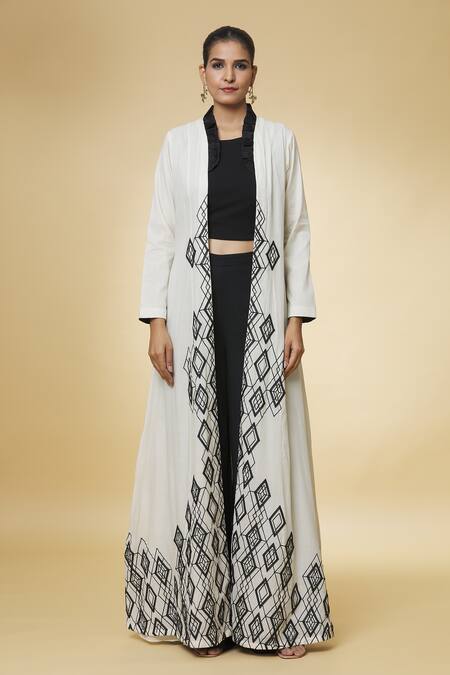 Varsha Wadhwa_White Front Open Ruffle Neck Embroidered Cape _at_Aza_Fashions