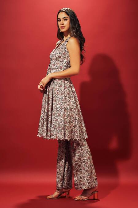 Shop Sammohi By Moksha And Hiral Ivory Crepe, Silk Beads Collared Floral Print Kurta With Pant Online at Aza Fashions Shop_Sammohi By Moksha And Hiral_Ivory Crepe, Silk Beads Collared Floral Print Kurta With Pant _Online_at_Aza_Fashions