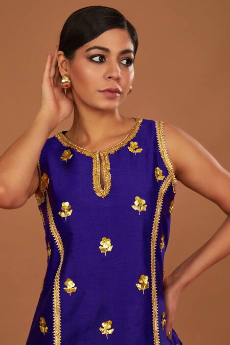 Preeti S Kapoor Blue Silk, Cotton, Organza Gota Patti Split V-neck Embroidered Kurta Pant Set Online at Aza Fashions Preeti S Kapoor_Blue Silk, Cotton, Organza Gota Patti Split V-neck Embroidered Kurta Pant Set _Online_at_Aza_Fashions