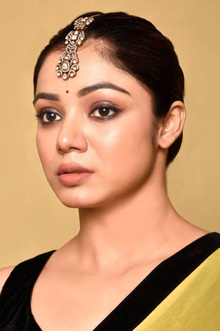 Buy_Preeti Mohan_Gold Plated Clear Stone Embellished Maangtikka _Online_at_Aza_Fashions