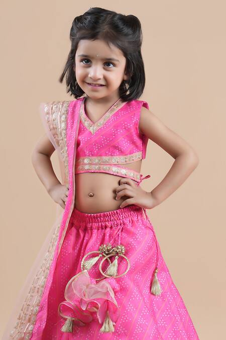 Shining Kanika_Pink Chanderi Embroidered Sequin Bandhani Pattern Lehenga Set_Online_at_Aza_Fashions