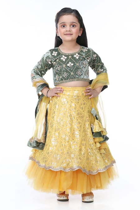 Buy Bhumistha Fashion Women's Satin Tone Shining Set Lehenga Choli with  Dupatta (BF-001, Green, Free Size) at Amazon.in