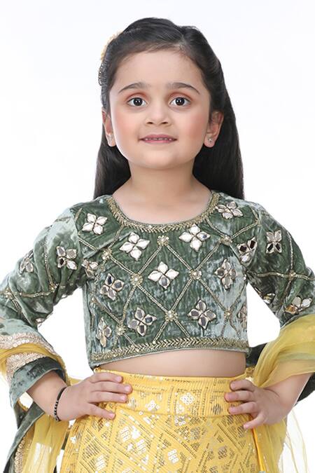 Shining Kanika_Green Blousevelvet Embroidery Mirror Sequin Maze Lehenga Blouse Set_Online_at_Aza_Fashions