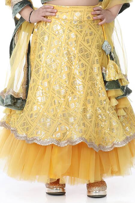 Buy_Shining Kanika_Green Blousevelvet Embroidery Mirror Sequin Maze Lehenga Blouse Set_Online_at_Aza_Fashions