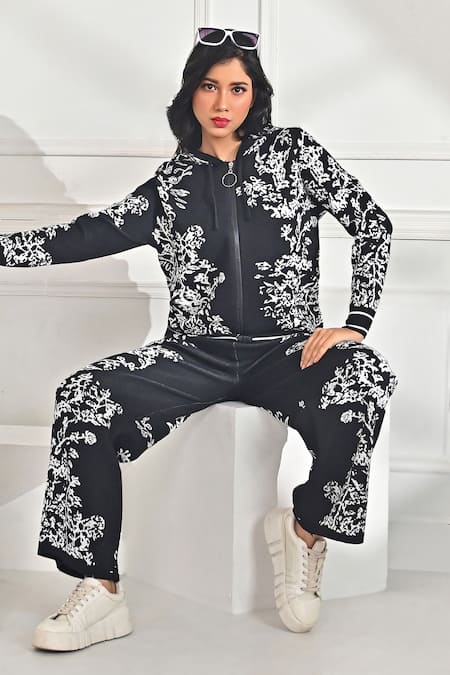 Shop Crimp Black Polyester Embroidery V-neck Myra Floral Pattern Hoodie And Pant Set Online at Aza Fashions Shop_Crimp_Black Polyester Embroidery V-neck Myra Floral Pattern Hoodie And Pant Set_Online_at_Aza_Fashions
