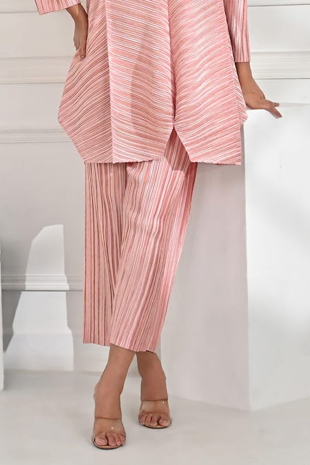 Crimp Pink Polyester Round Neck Textured Longline Top And Pleated Pant Set Online at Aza Fashions Crimp_Pink Polyester Round Neck Textured Longline Top And Pleated Pant Set_Online_at_Aza_Fashions
