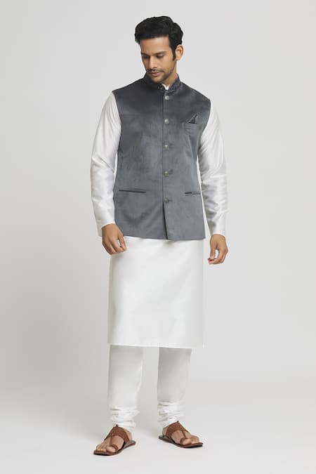 Arihant Rai Sinha_Gray , Satin Grey Plain Bundi Kurta Set_at_Aza_Fashions