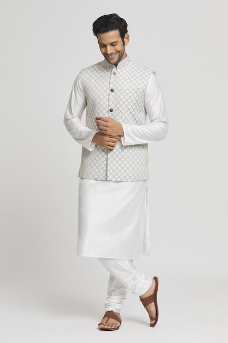 Aryavir Malhotra Jaal Woven Bundi Kurta Set 