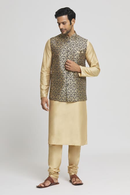 Aryavir Malhotra Woven Floral Swirl Bundi Kurta Set 