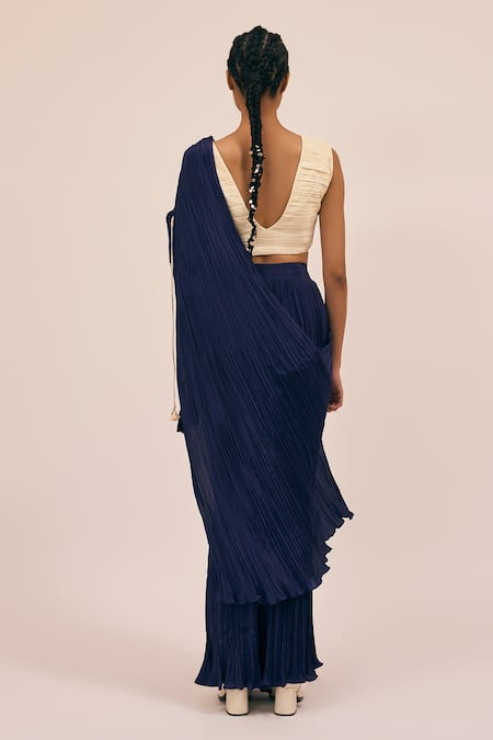 Shop Amka Blue Silk V-neck Catnip Pleated Pre-draped Saree With Blouse at Aza Fashions Shop_Amka_Blue Silk V-neck Catnip Pleated Pre-draped Saree With Blouse _at_Aza_Fashions