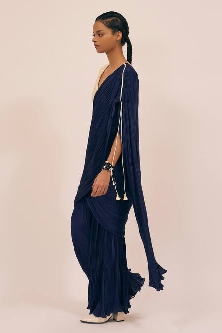 Buy Amka Blue Silk V-neck Catnip Pleated Pre-draped Saree With Blouse Online at Aza Fashions Buy_Amka_Blue Silk V-neck Catnip Pleated Pre-draped Saree With Blouse _Online_at_Aza_Fashions