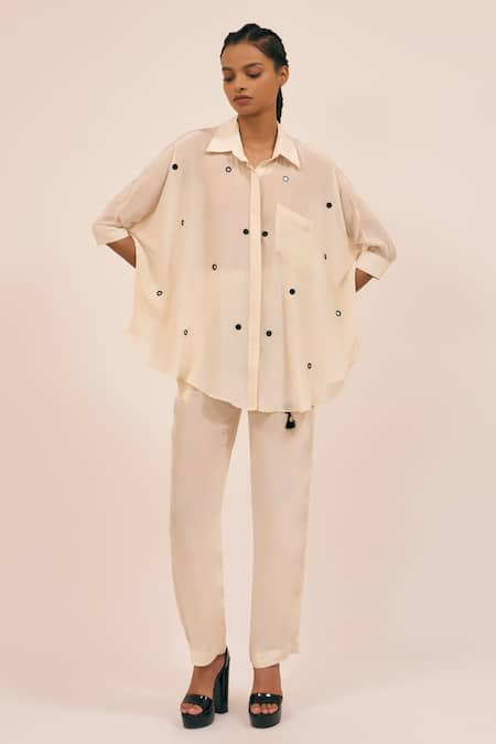 AMKA White Natural Silk Embroidery Eyelet Collar Shell Boxy Shirt With Pant 