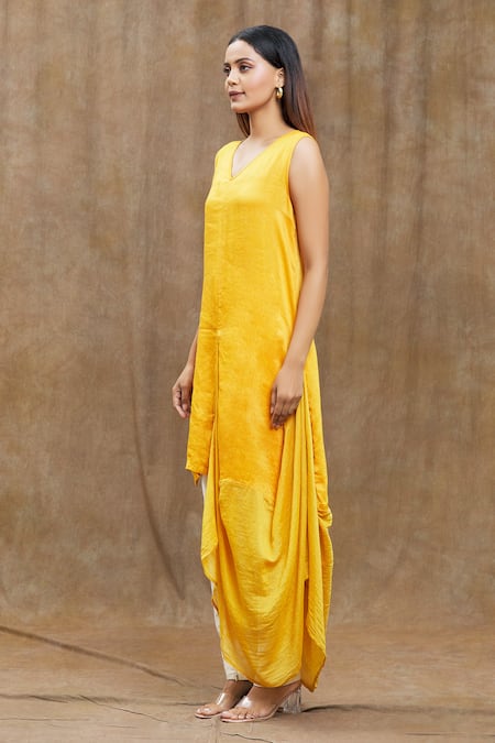 Buy_Ezra_Orange Plain V Neck Solid Asymmetric Tunic_Online_at_Aza_Fashions