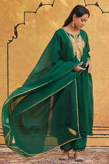 Buy_Weaver Story_Green Silk, Georgette Embroidery Split V-neck Tilla Kurta Set _Online_at_Aza_Fashions