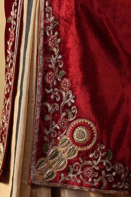 Weaver Story_Maroon Velvet Embroidery Round Neck Floral Zardozi Hand Jacket _Online_at_Aza_Fashions