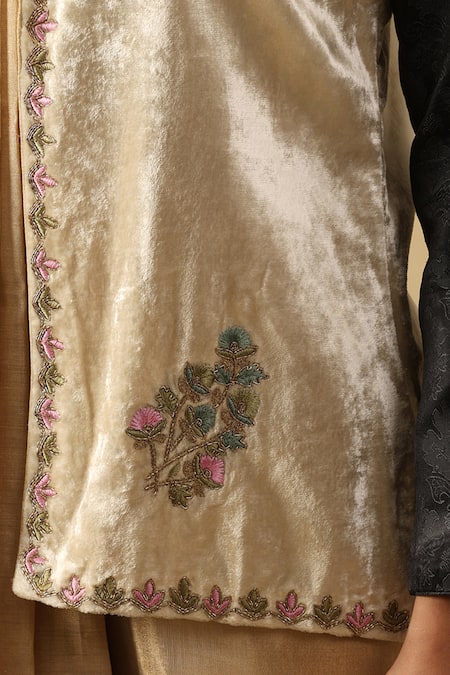 Shop_Weaver Story_Off White Velvet Embroidery Round Neck Floral Hand Jacket _Online_at_Aza_Fashions
