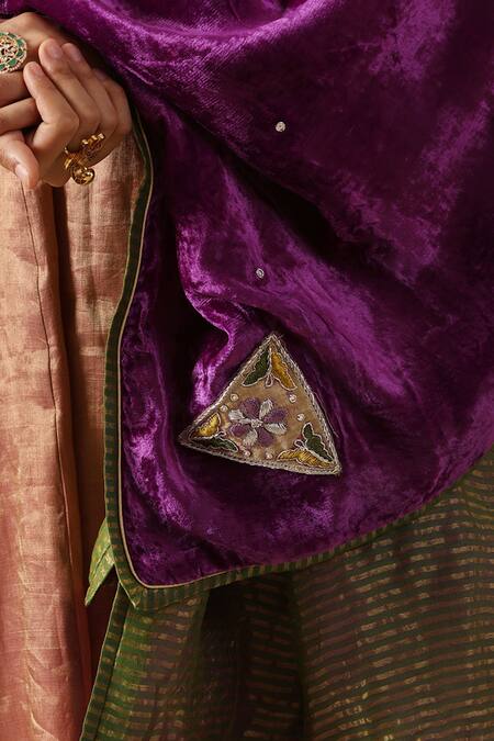 Buy_Weaver Story_Purple Velvet Embroidery Geometric Zardozi Doshala _Online_at_Aza_Fashions