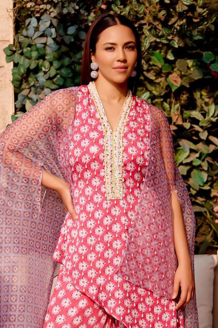 Buy_Gauri Dhawan_Purple Cupro Satin Printed Geometric Cape Open Kurta Set_Online_at_Aza_Fashions