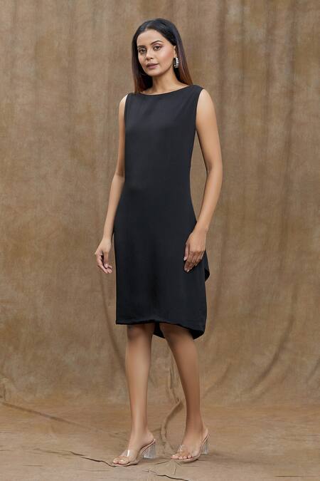 Varsha Wadhwa_Black Cotton Bows Boat Neck Tie Embellished Dress _at_Aza_Fashions