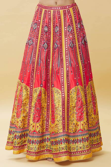 Samyukta Singhania_Yellow Georgette, Lycra, Silk Mirrors Round Neck Mughal Garden Print Lehenga Set_at_Aza_Fashions