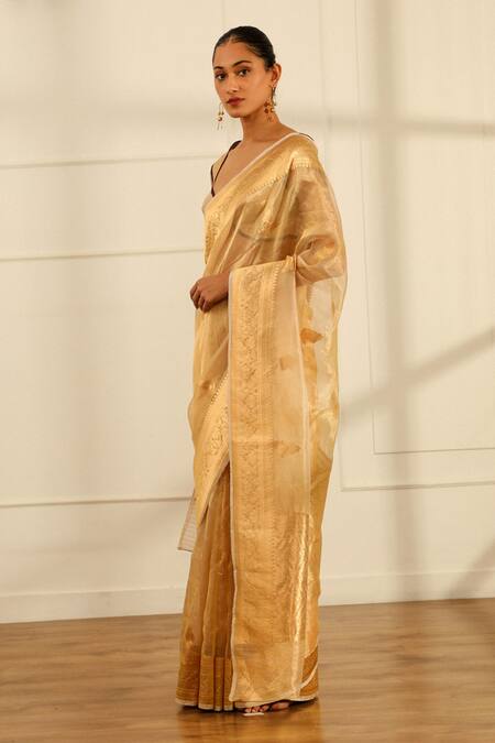 Paaprika_Gold Organza Zari Handwoven Kora Saree With Unstitched Blouse Piece_Online_at_Aza_Fashions