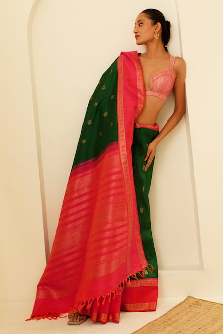 Shop Paaprika Green Silk Zari Woven Floral Kanjeevaram Saree With Unstitched Blouse Piece at Aza Fashions Shop_Paaprika_Green Silk Zari Woven Floral Kanjeevaram Saree With Unstitched Blouse Piece_at_Aza_Fashions