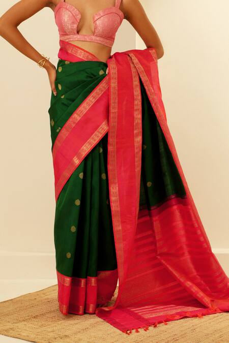 Paaprika Green Silk Zari Woven Floral Kanjeevaram Saree With Unstitched Blouse Piece Online at Aza Fashions Paaprika_Green Silk Zari Woven Floral Kanjeevaram Saree With Unstitched Blouse Piece_Online_at_Aza_Fashions