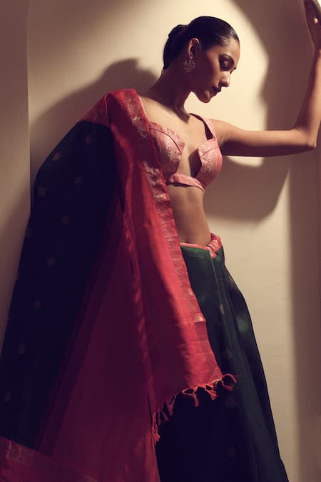 Shop Paaprika Green Silk Zari Woven Floral Kanjeevaram Saree With Unstitched Blouse Piece Online at Aza Fashions Shop_Paaprika_Green Silk Zari Woven Floral Kanjeevaram Saree With Unstitched Blouse Piece_Online_at_Aza_Fashions