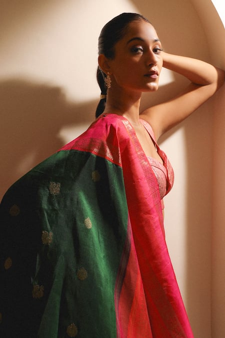 Paaprika Green Silk Zari Woven Floral Kanjeevaram Saree With Unstitched Blouse Piece at Aza Fashions Paaprika_Green Silk Zari Woven Floral Kanjeevaram Saree With Unstitched Blouse Piece_at_Aza_Fashions