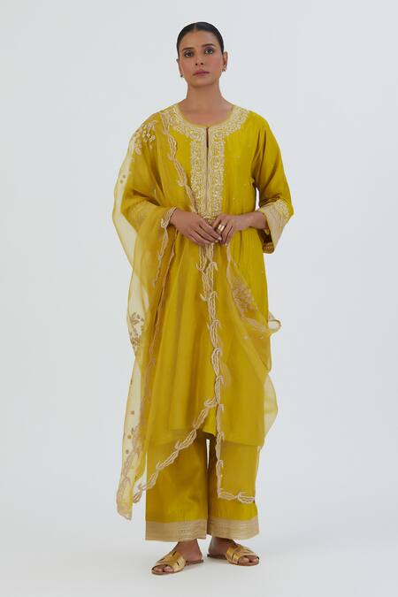 Lajjoo C Yellow Silk Embroidery Blossom Round Zehra Kurta With Palazzo Online at Aza Fashions Lajjoo C_Yellow Silk Embroidery Blossom Round Zehra Kurta With Palazzo _Online_at_Aza_Fashions