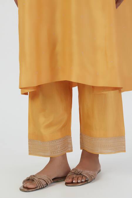 Lajjoo C_Yellow Silk Embroidery Blossom Round Zehra Bloom Kurta With Palazzo _at_Aza_Fashions