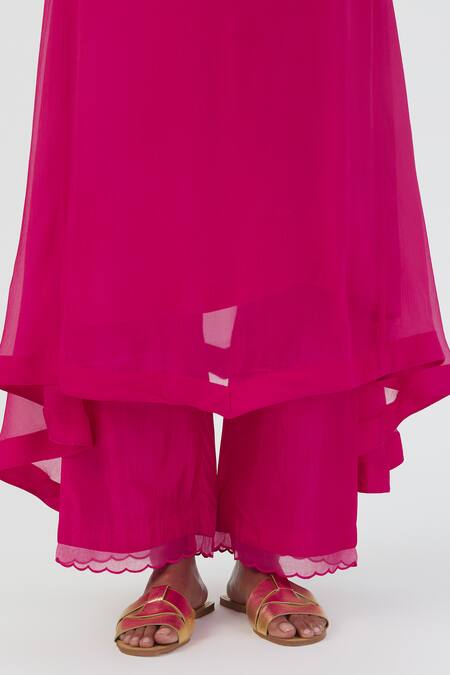 Lajjoo C Pink Georgette Embroidery Pansy Bloom High Round Mehar Kurta With Palazzo at Aza Fashions Lajjoo C_Pink Georgette Embroidery Pansy Bloom High Round Mehar Kurta With Palazzo _at_Aza_Fashions