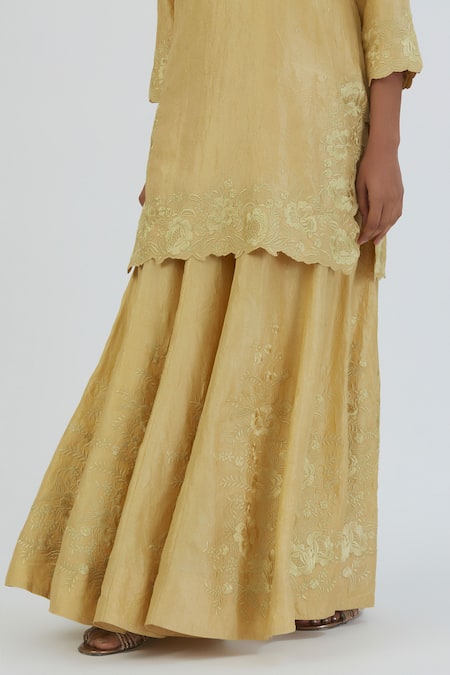 Lajjoo C_Yellow Silk Embroidery Wild Bloom U Neck Blossom Kurta With Sharara _Online_at_Aza_Fashions
