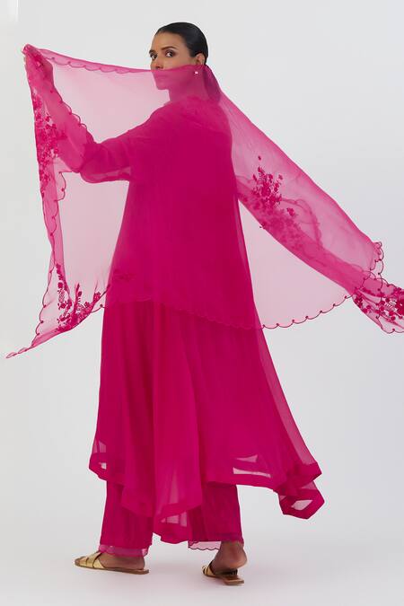 Shop Lajjoo C Pink Organza Embroidery Floret Nira Dupatta at Aza Fashions Shop_Lajjoo C_Pink Organza Embroidery Floret Nira Dupatta _at_Aza_Fashions