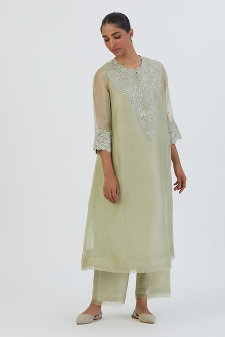 Lajjoo C Green Kurta Chanderi Embroidered Thread Round Prisha And Pant Set