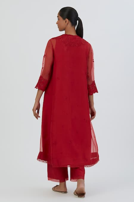 Shop Lajjoo C Red Kurta Chanderi Embroidered Thread Round Prisha Work And Pant Set at Aza Fashions Shop_Lajjoo C_Red Kurta Chanderi Embroidered Thread Round Prisha Work And Pant Set _at_Aza_Fashions