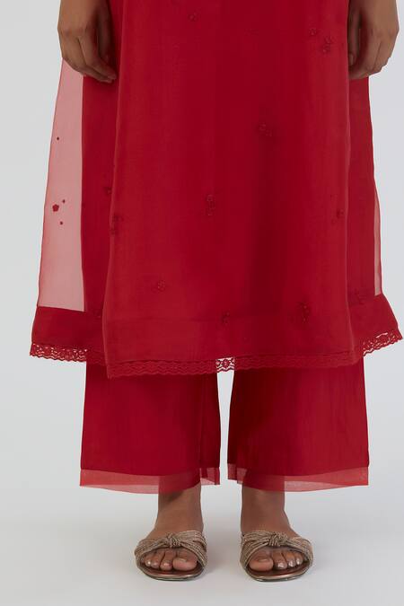 Lajjoo C Red Kurta Chanderi Embroidered Thread Round Prisha Work And Pant Set at Aza Fashions Lajjoo C_Red Kurta Chanderi Embroidered Thread Round Prisha Work And Pant Set _at_Aza_Fashions