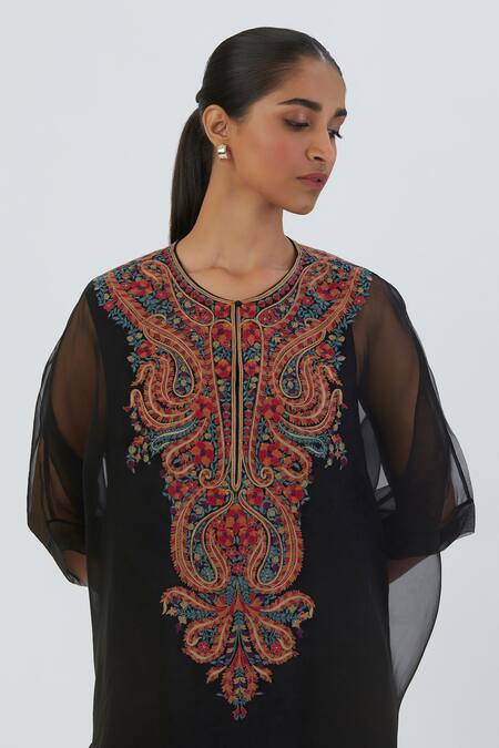 Lajjoo C Black Kurta Organza Embroidered Thread Round Rumi Bodice With Silk Pant Online at Aza Fashions Lajjoo C_Black Kurta Organza Embroidered Thread Round Rumi Bodice With Silk Pant _Online_at_Aza_Fashions