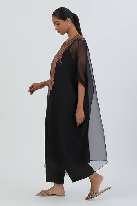 Lajjoo C Black Kurta Organza Embroidered Thread Round Rumi Bodice With Silk Pant at Aza Fashions Lajjoo C_Black Kurta Organza Embroidered Thread Round Rumi Bodice With Silk Pant _at_Aza_Fashions