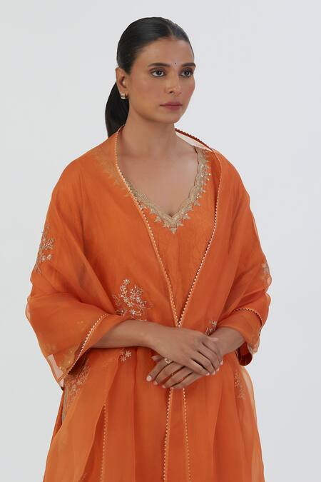 Buy_Lajjoo C_Orange Organza Embroidered Thread Ira Floral Cluster Dupatta _Online_at_Aza_Fashions